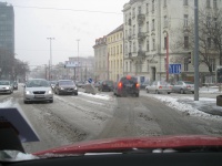 Napadol prvý sneh, cestári sú v pohotovosti