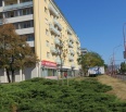 Počas nedávneho horúceho a suchého leta sa viacerí občania obrátili na pracovníkov miestneho úradu s upozornením, že v okolí ich bytových domov vysychajú mladé stromy.…