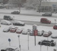 Bratislava zažíva nebývalú snehovú nádielku. Novomestskí cestári sú aj dnes v teréne v plnom nasadení. Cesty a chodníky, ktoré má mestská časť Nové Mesto v správe, čis…