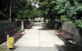 Titulný obrázok k albumu: 20120719 - Opravené lavičky v parku pri Račianskom Mýte