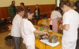 Titulný obrázok k albumu: Súťaž vo varení žiakov základných škôl
2010 5 25