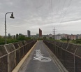 Železnice uzavreli prejazd ponad koľaje vedúci z Pionierskej na Tupého ulicu, ktorý je v ich správe. Podľa aktuálnych informácií došlo k degradácii betónu a jeho odpad…